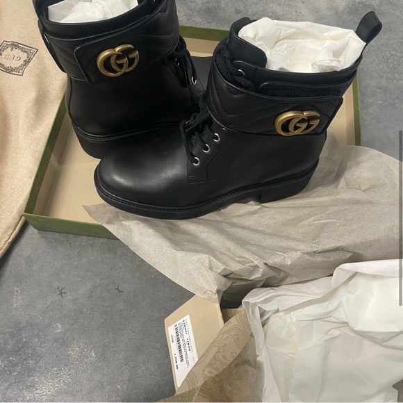 Flores calf Gucci boots for fall - Picture 4 of 9